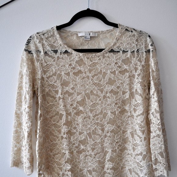 Vintage Lace 3/4 Sleeve Top in Ivory - Picture 2 of 2